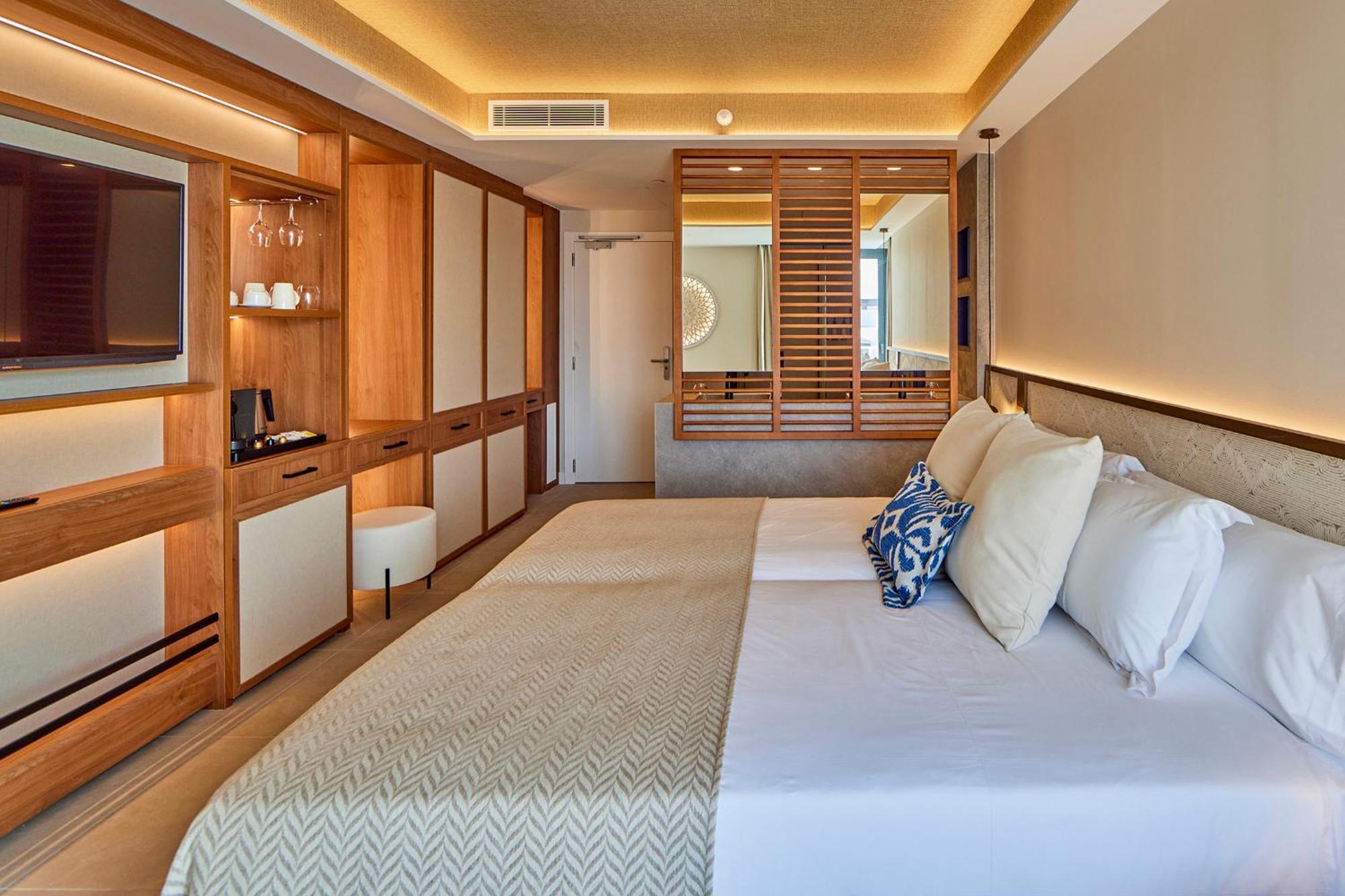Universal Grand Leon & Spa Colonia de Sant Jordi Buitenkant foto