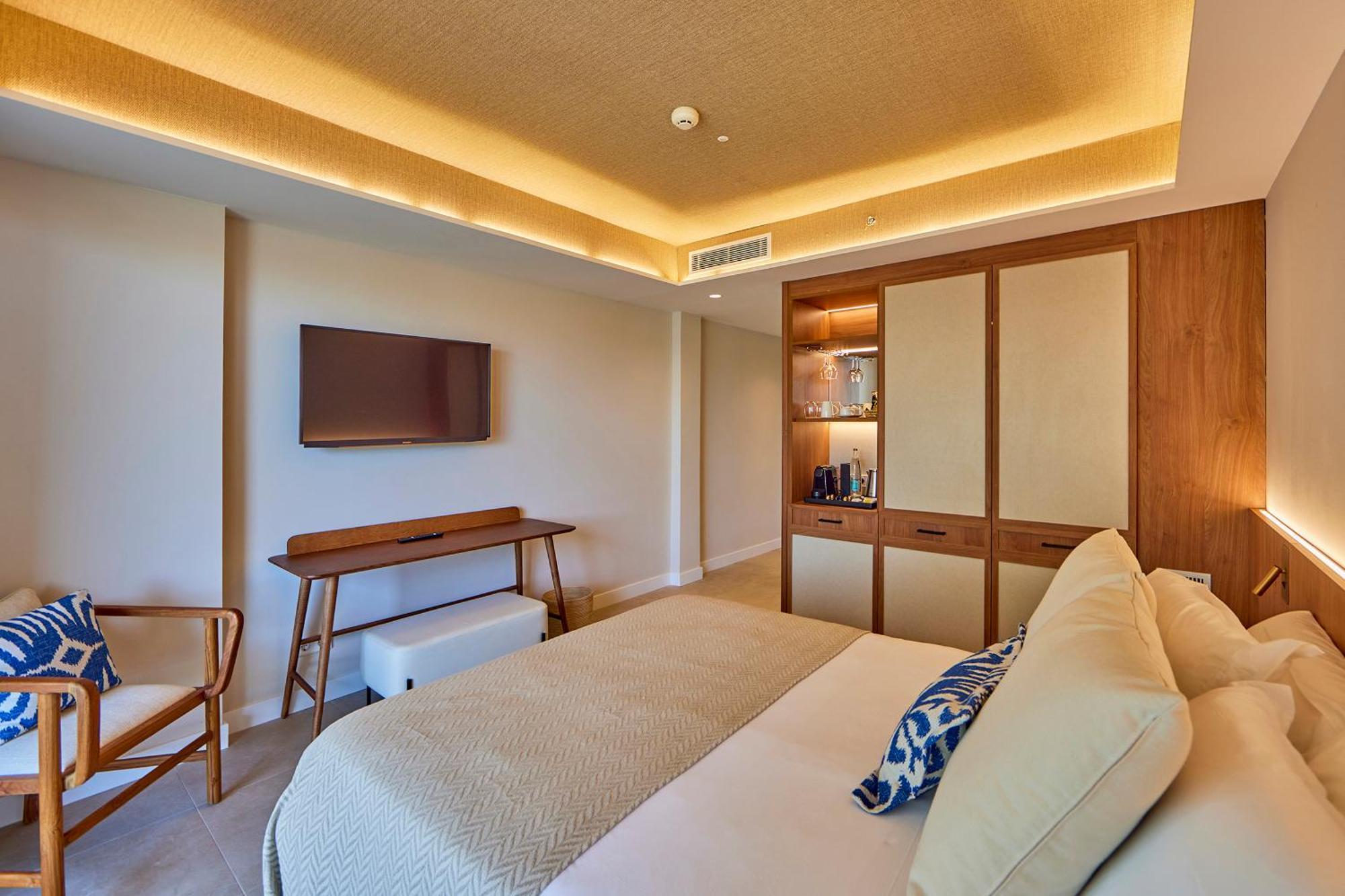 Universal Grand Leon & Spa Colonia de Sant Jordi Buitenkant foto
