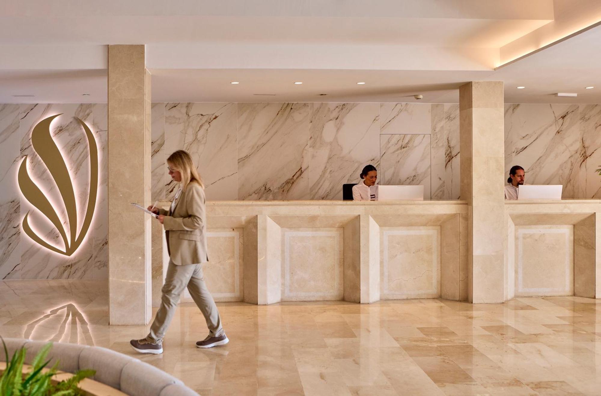 Universal Grand Leon & Spa Colonia de Sant Jordi Buitenkant foto