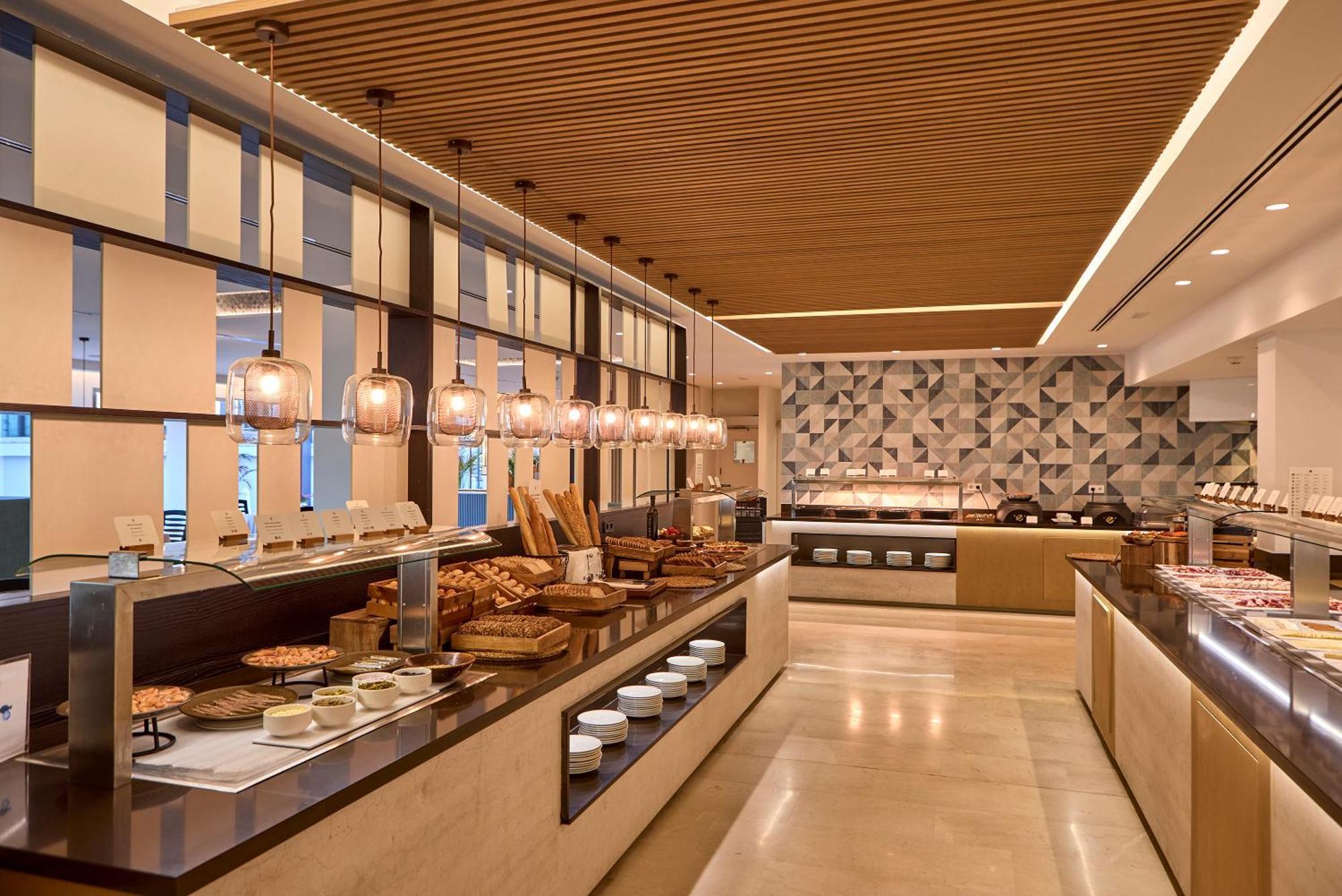Universal Grand Leon & Spa Colonia de Sant Jordi Buitenkant foto